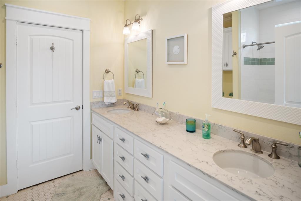 973 Sea Breeze, Crystal Beach, Texas image 26