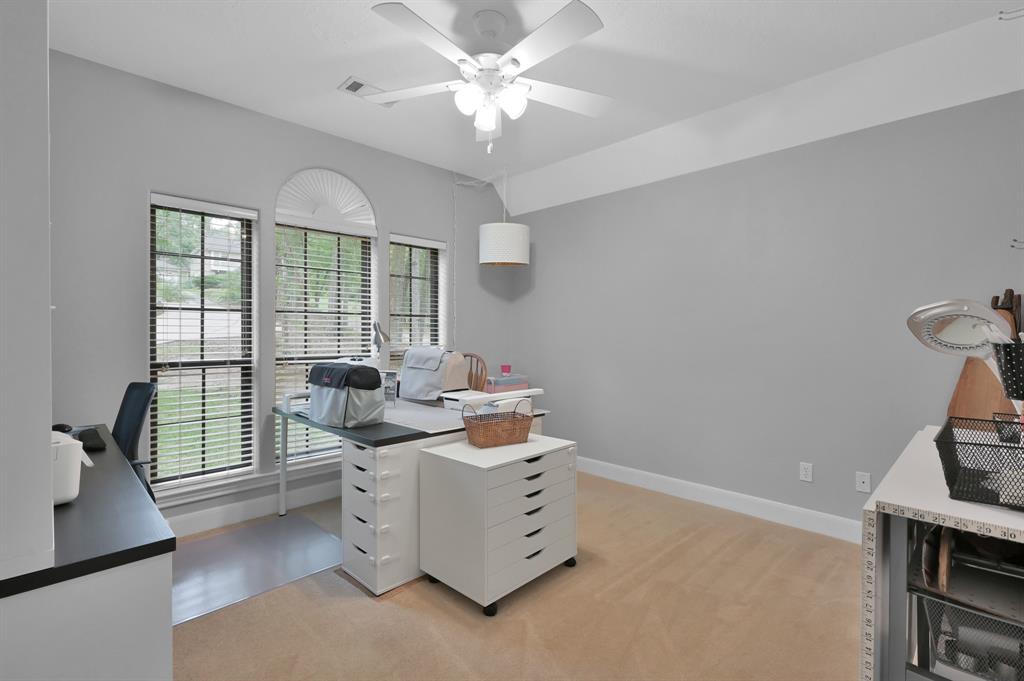 5 Highland Hollow Drive, Conroe, Texas image 18