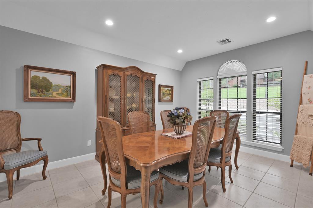 5 Highland Hollow Drive, Conroe, Texas image 9