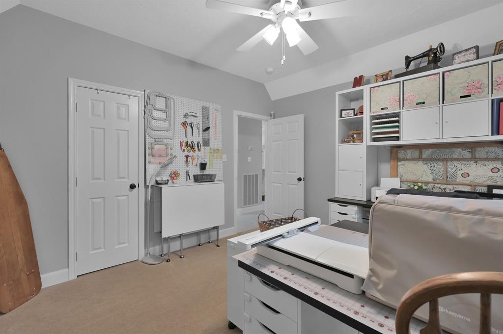 5 Highland Hollow Drive, Conroe, Texas image 19