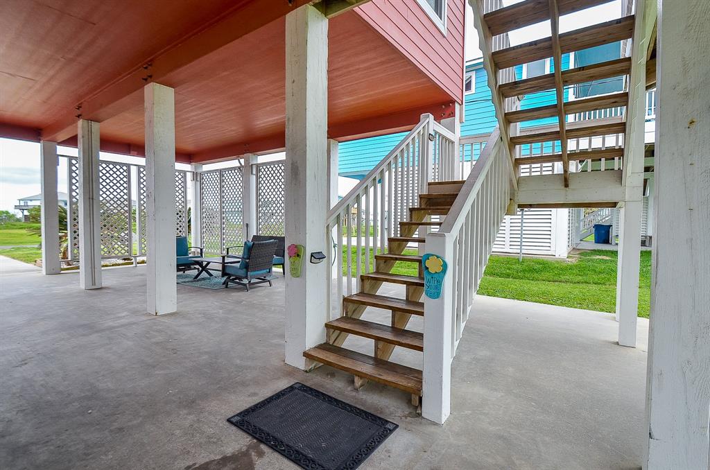 3346 Pirates Cove, Crystal Beach, Texas image 5