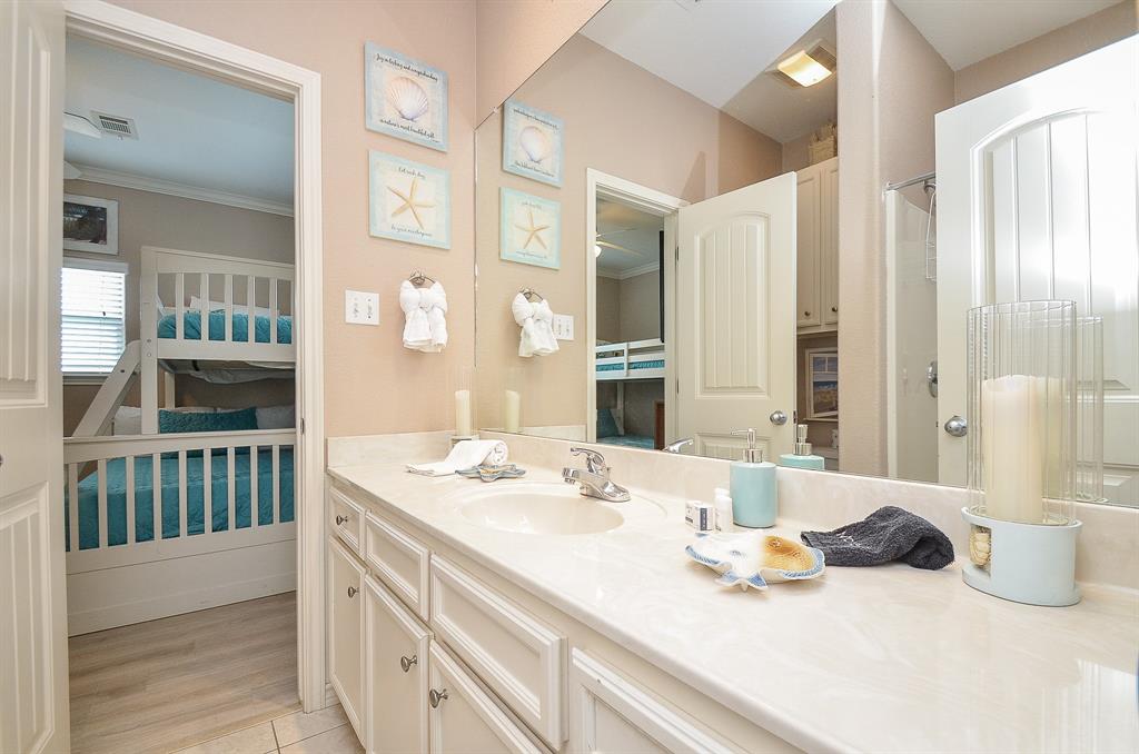3346 Pirates Cove, Crystal Beach, Texas image 22