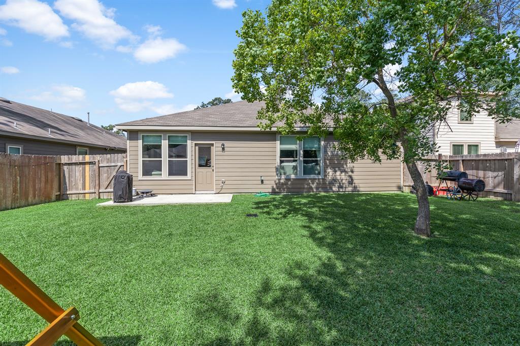 4275 Roaring Timbers Drive, Conroe, Texas image 25
