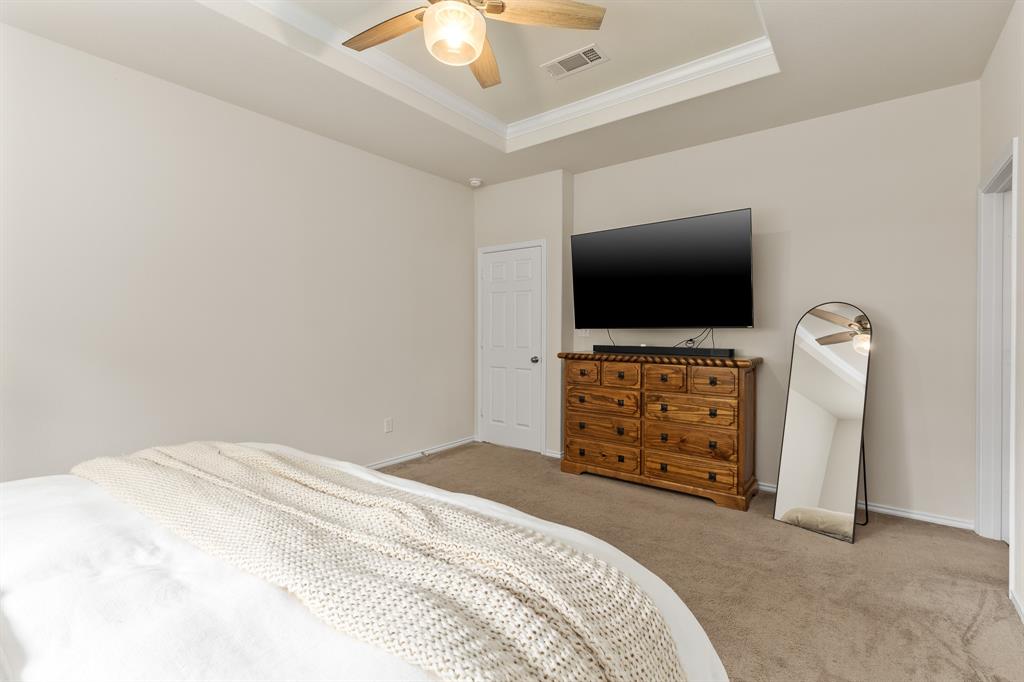 4275 Roaring Timbers Drive, Conroe, Texas image 15
