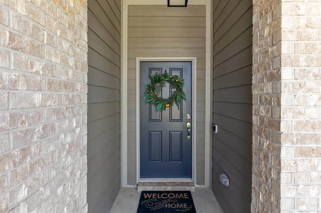 4275 Roaring Timbers Drive, Conroe, Texas image 3