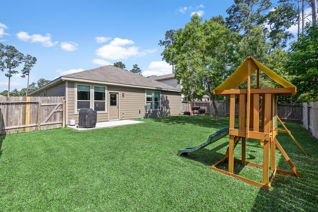 4275 Roaring Timbers Drive, Conroe, Texas image 24