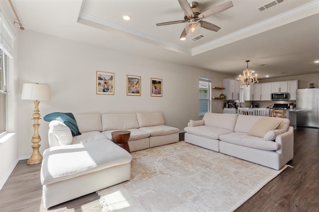 4275 Roaring Timbers Drive, Conroe, Texas image 7