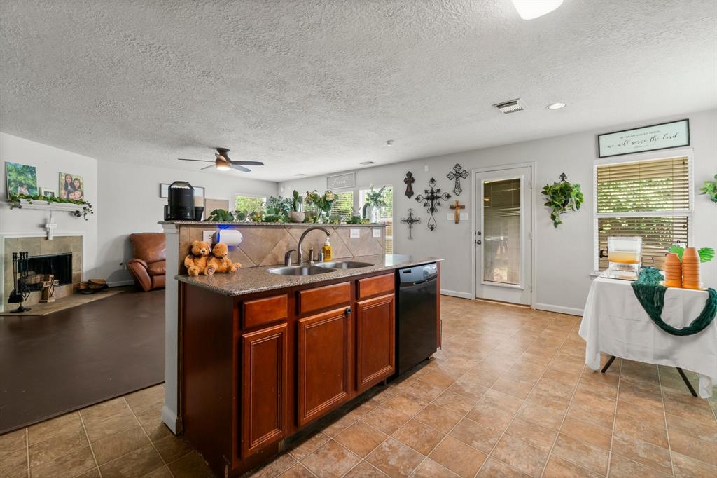 19218 Danphe Landing Court, Tomball, Texas image 14