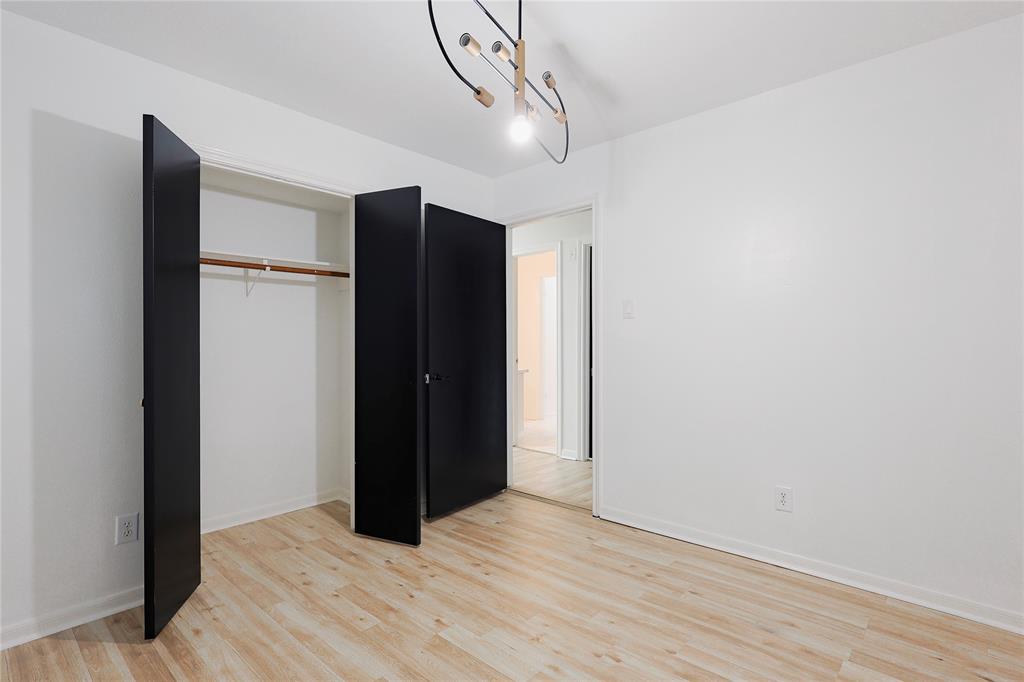 10411 Rippling Fields Drive, Houston, Texas image 31
