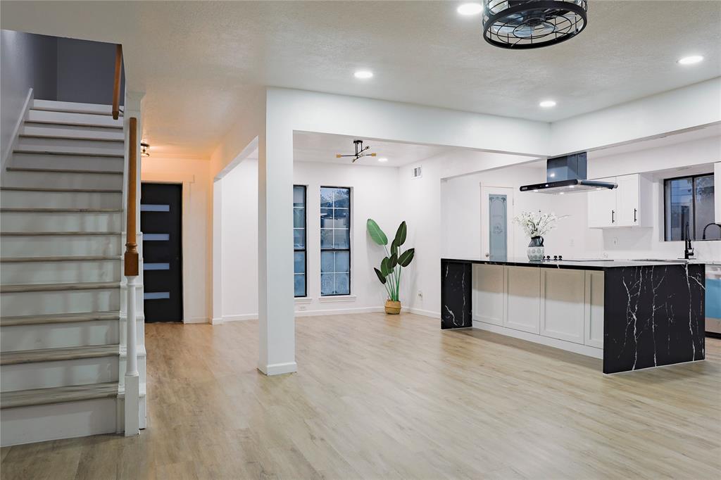 10411 Rippling Fields Drive, Houston, Texas image 20