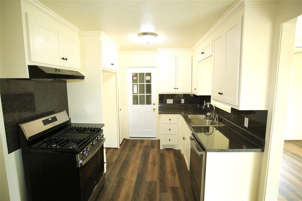 1307 Belshire Road, Pasadena, Texas image 3