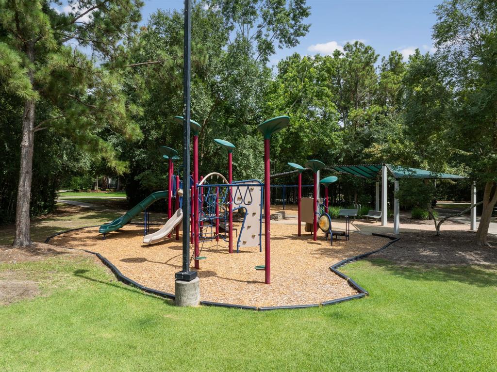 126 W Slatestone Circle, The Woodlands, Texas image 27