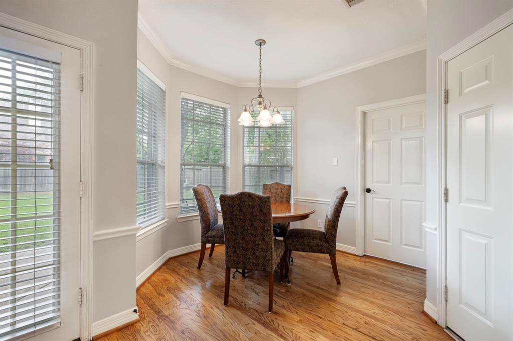 126 W Slatestone Circle, The Woodlands, Texas image 10