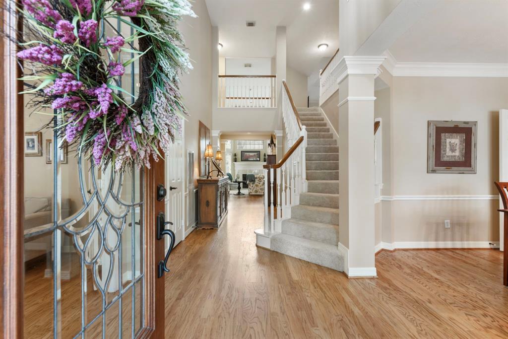 126 W Slatestone Circle, The Woodlands, Texas image 2