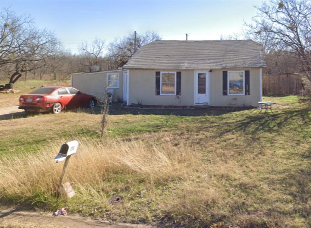 720 Texas Street, Stamford, Texas image 1