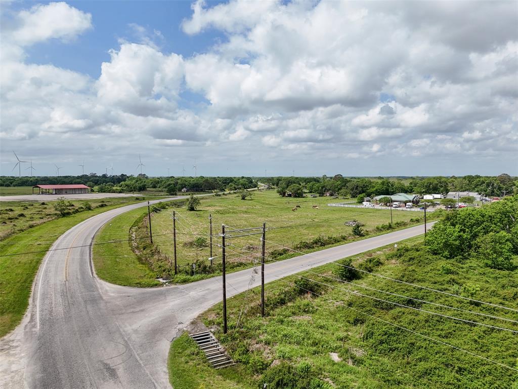 Hamman Road, Bay City, Texas image 4