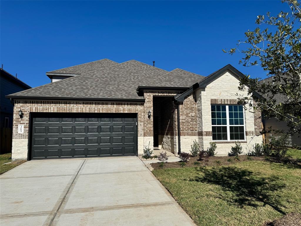 3065 Waxwing Drive, Brookshire, Texas image 2