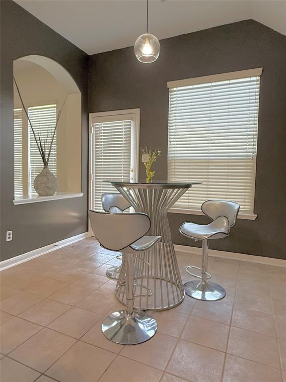 8122 Dune Brook Drive, Pearland, Texas image 10