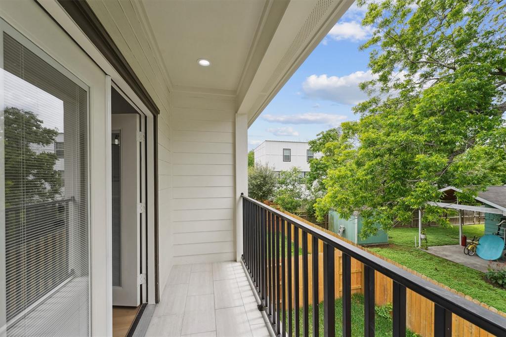5013 Golden Forest Drive, Houston, Texas image 14