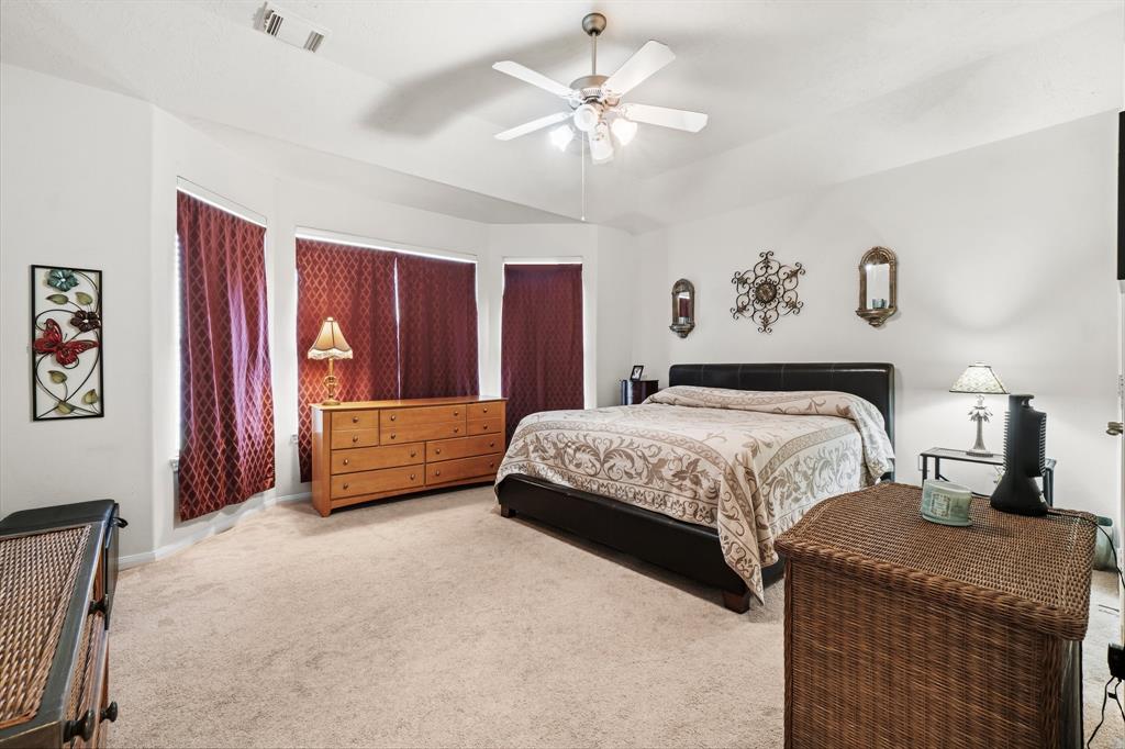 26 S Dylanshire Circle, Conroe, Texas image 10