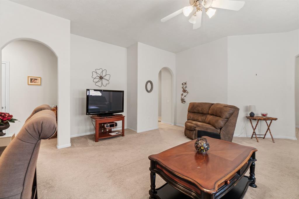 26 S Dylanshire Circle, Conroe, Texas image 20