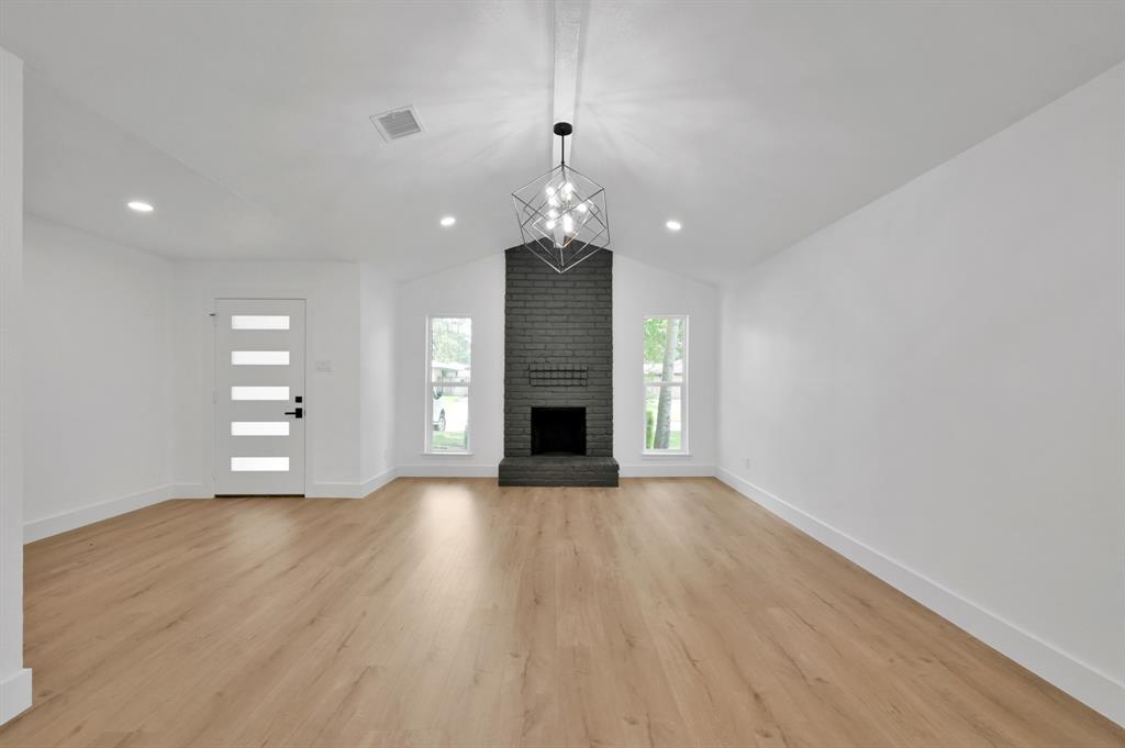5015 Monteith Drive, Spring, Texas image 5