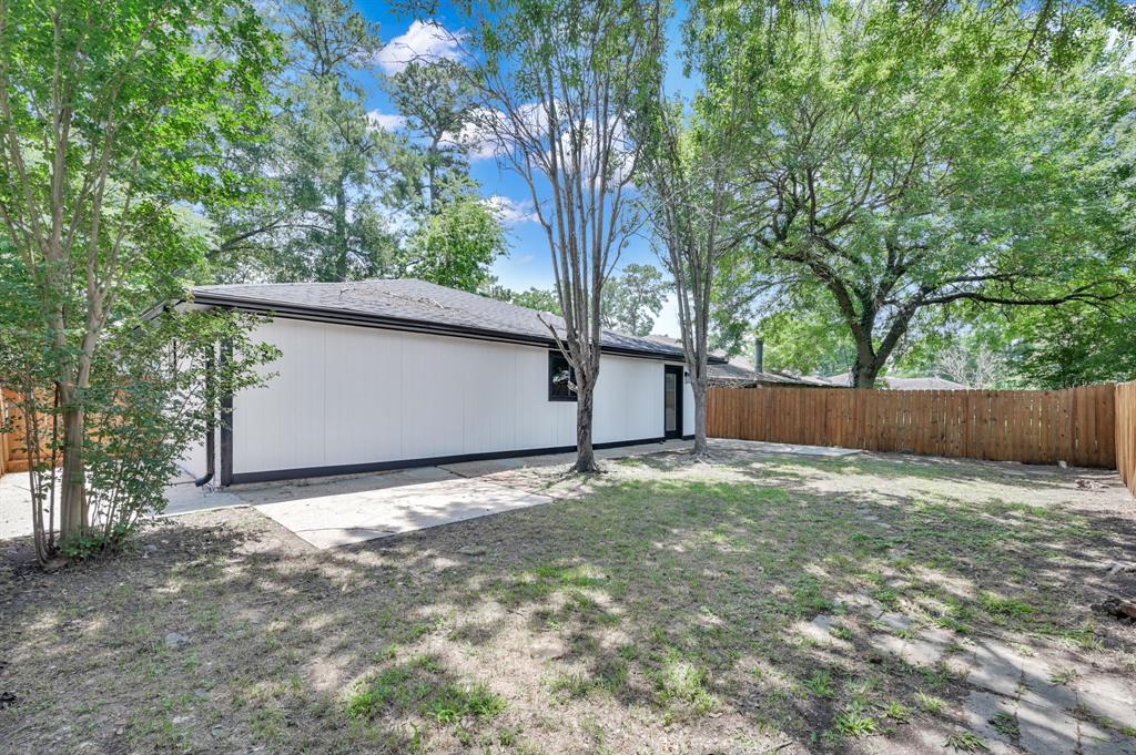 5015 Monteith Drive, Spring, Texas image 35