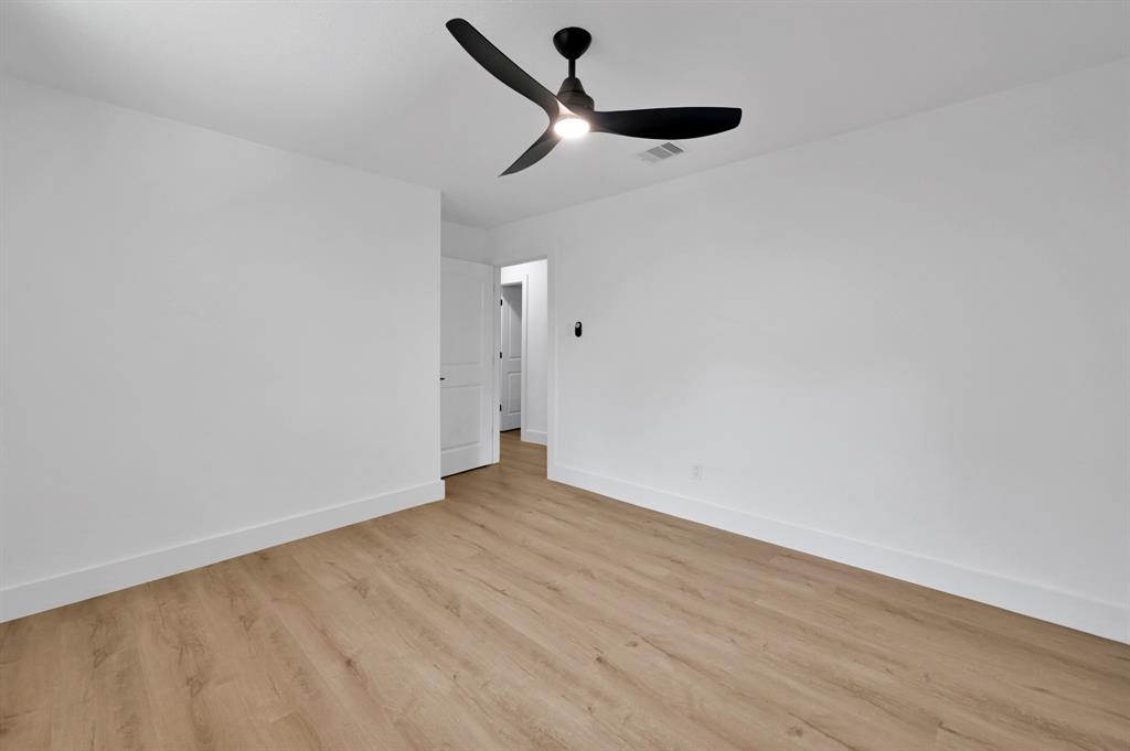5015 Monteith Drive, Spring, Texas image 26