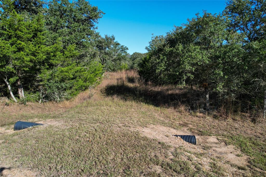 555 Private Road 1048, Hallettsville, Texas image 19