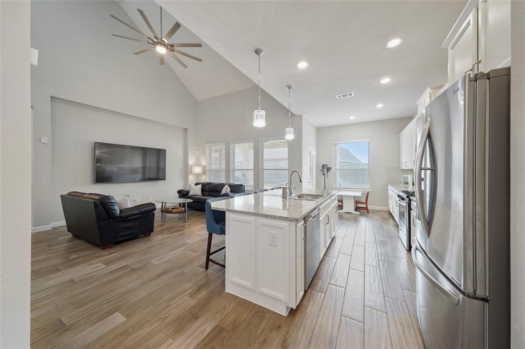 11103 Bluewater Lagoon Circle, Cypress, Texas image 14