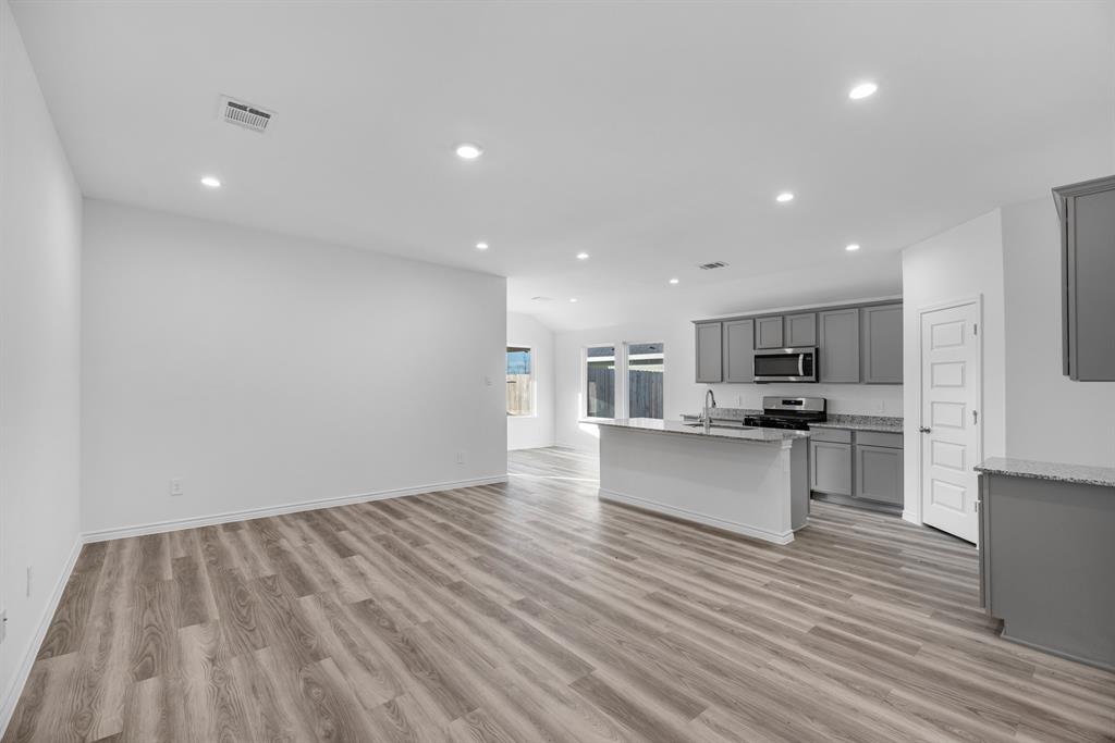 5690 Spoonbill, Orange, Texas image 6