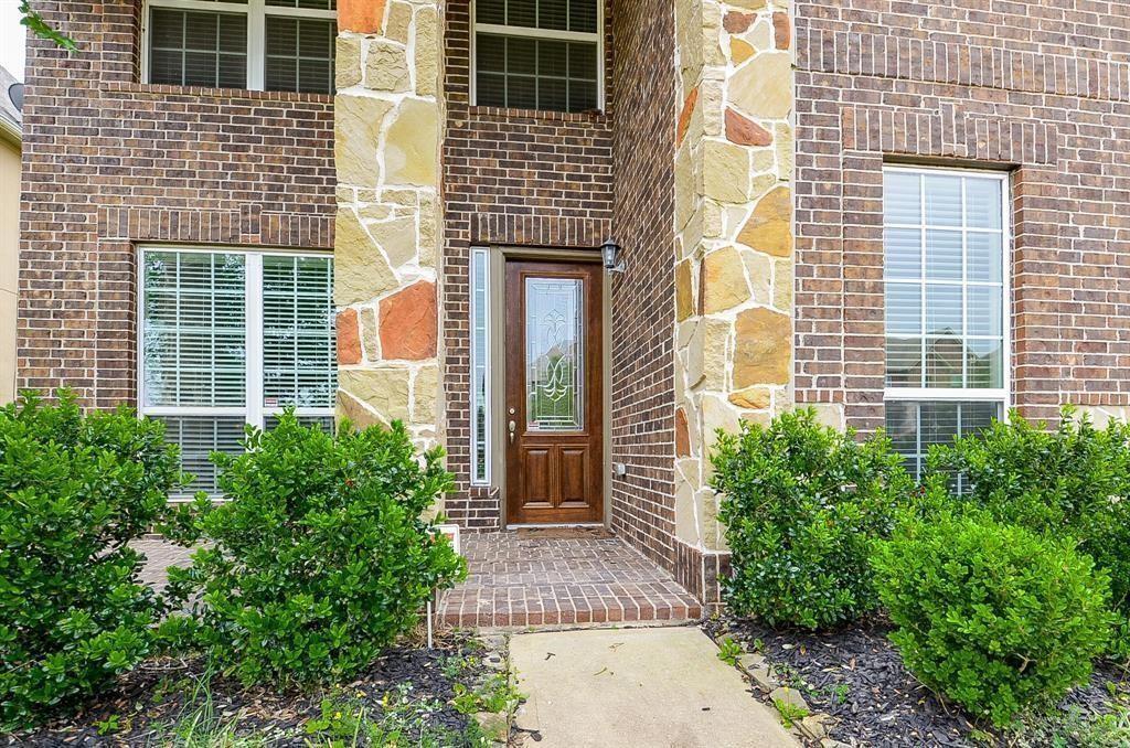 4631 Auburn Brook Lane, Sugar Land, Texas image 3