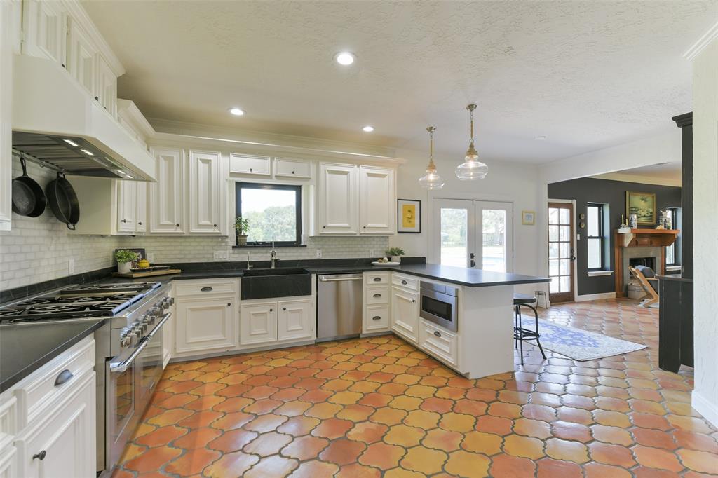 18203 Kitzman Road Road, Cypress, Texas image 16