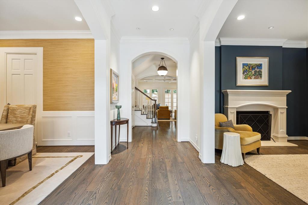 210 Park Laureate Drive