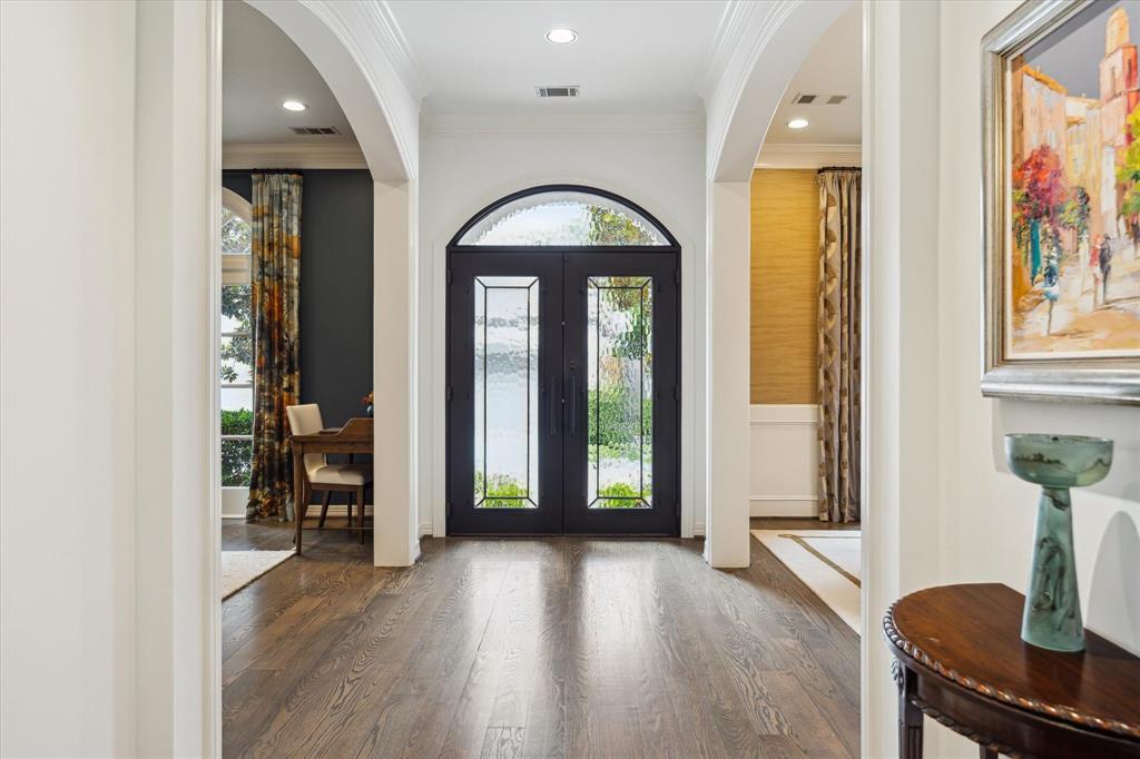 210 Park Laureate Drive