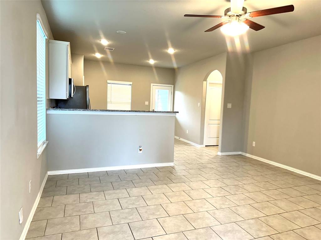 31330 Spotted Saddle Hollow