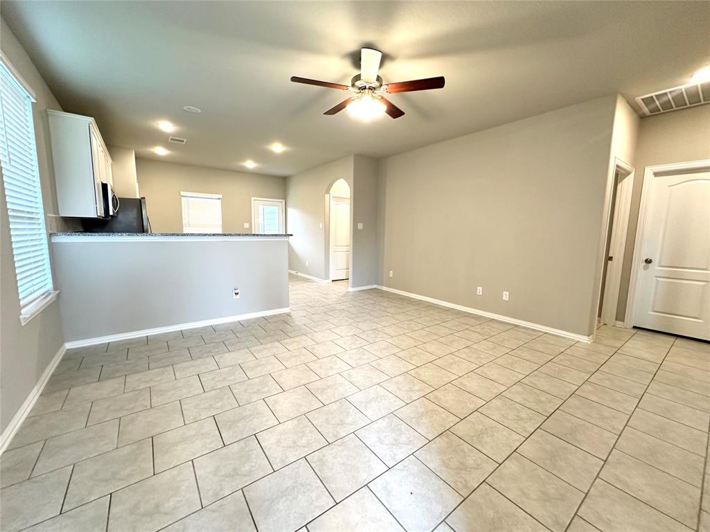 31330 Spotted Saddle Hollow