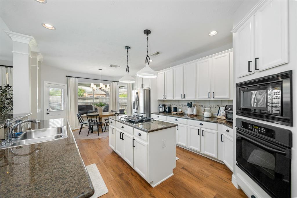 18810 Fortrose Garden Court, Tomball, Texas image 19