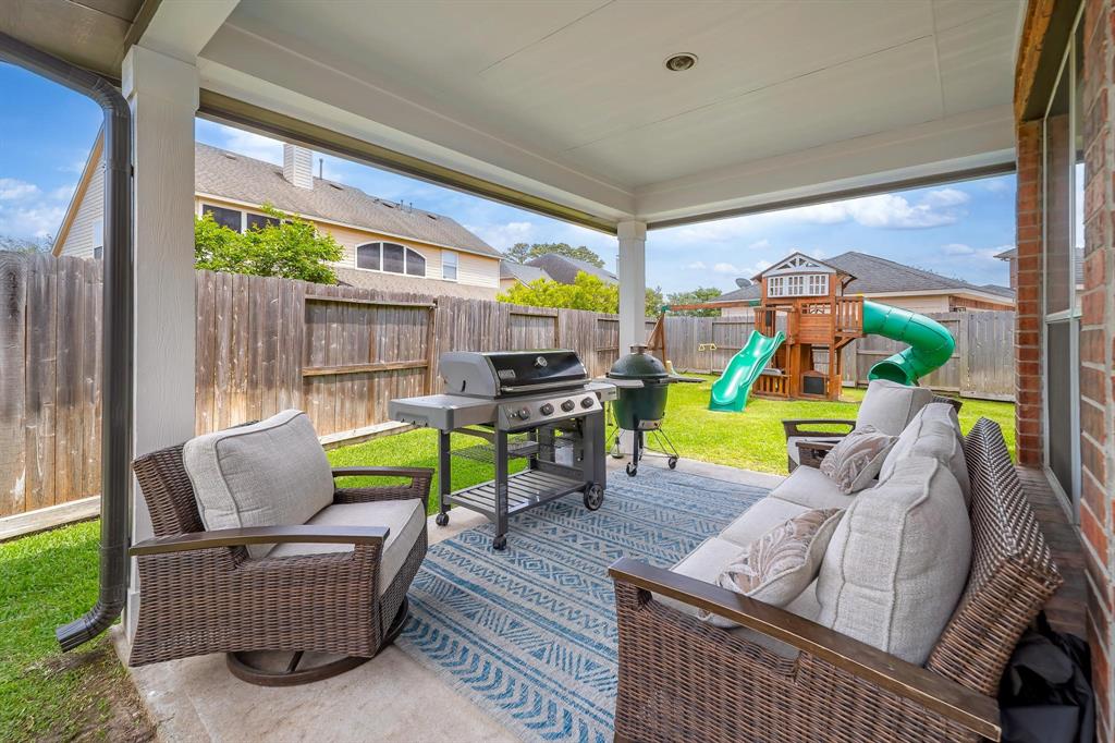 18810 Fortrose Garden Court, Tomball, Texas image 32