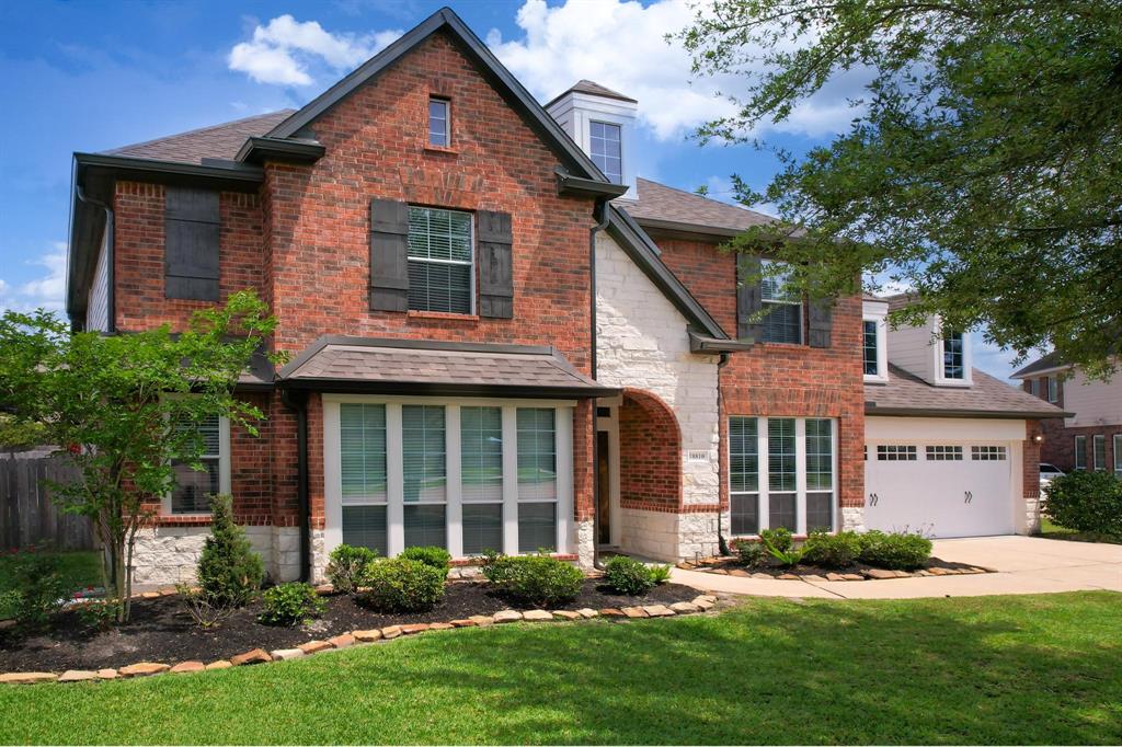 18810 Fortrose Garden Court, Tomball, Texas image 2