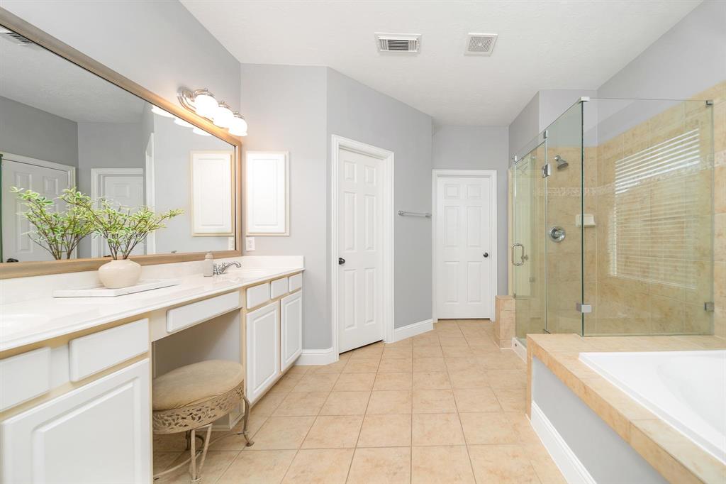 18810 Fortrose Garden Court, Tomball, Texas image 14