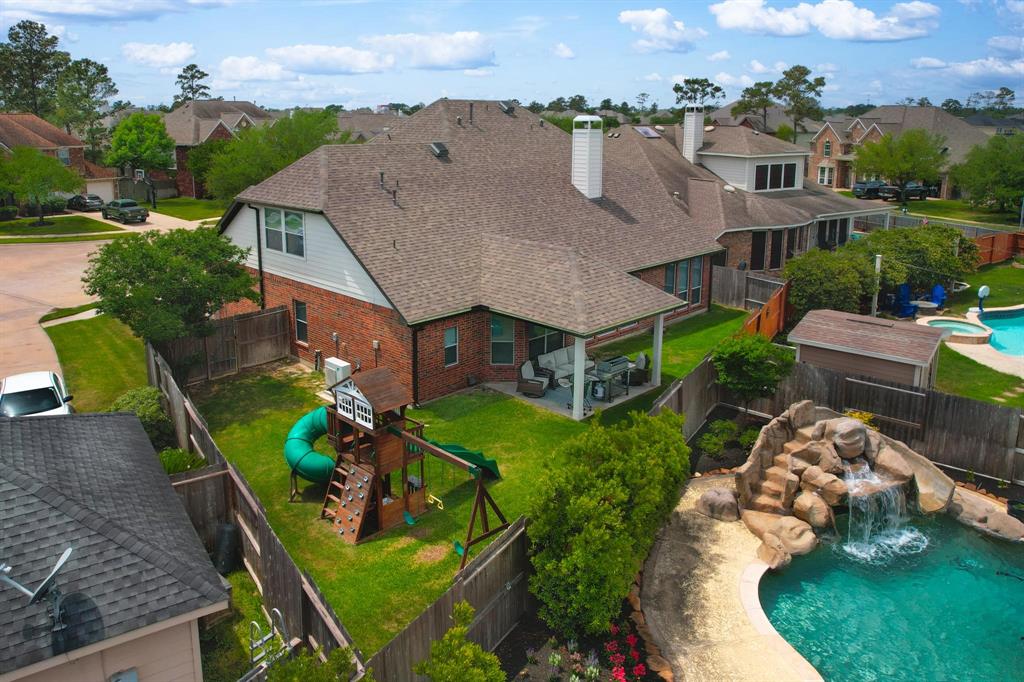 18810 Fortrose Garden Court, Tomball, Texas image 33