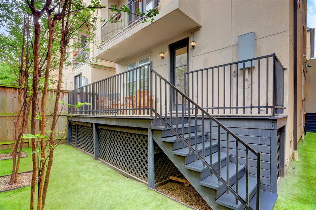 1348 W 25th Street