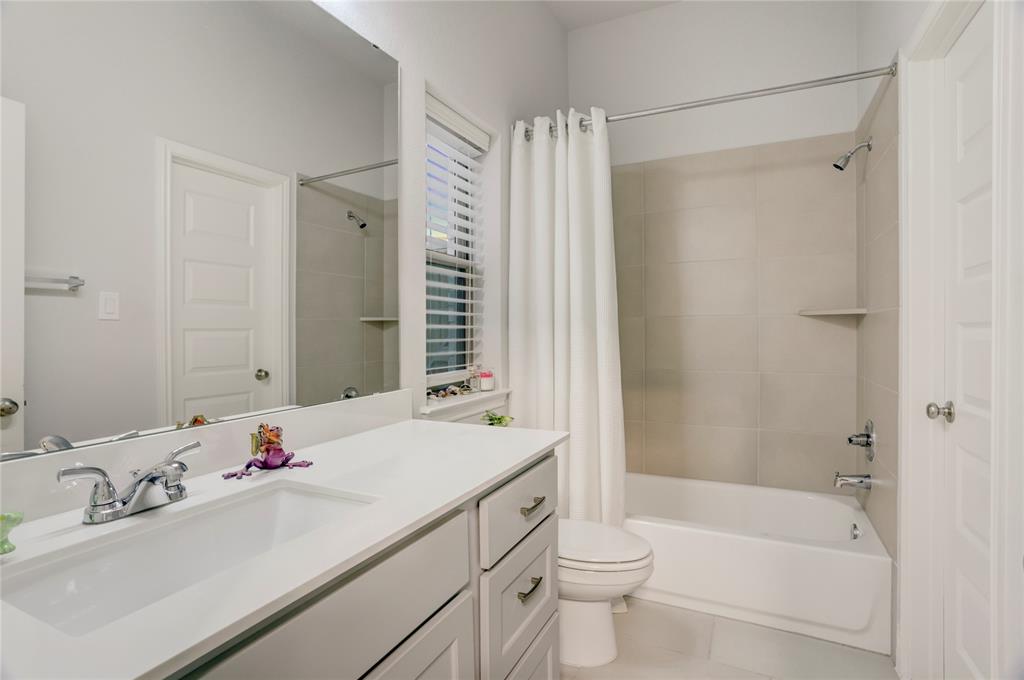 1630 Rosedale Drive, Missouri City, Texas image 22
