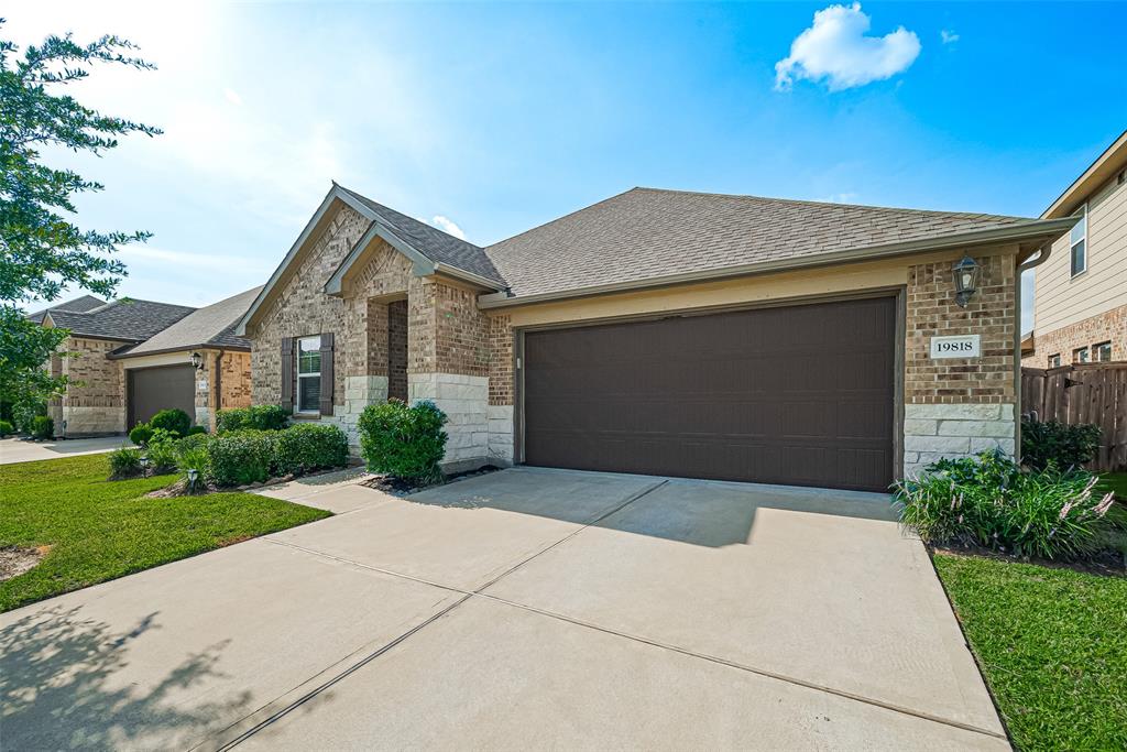19818 Mountain Vista Drive