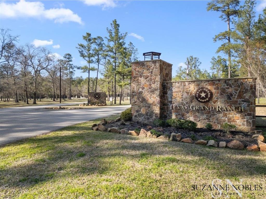 7-25-58 Handler Road, Huntsville, Texas image 10