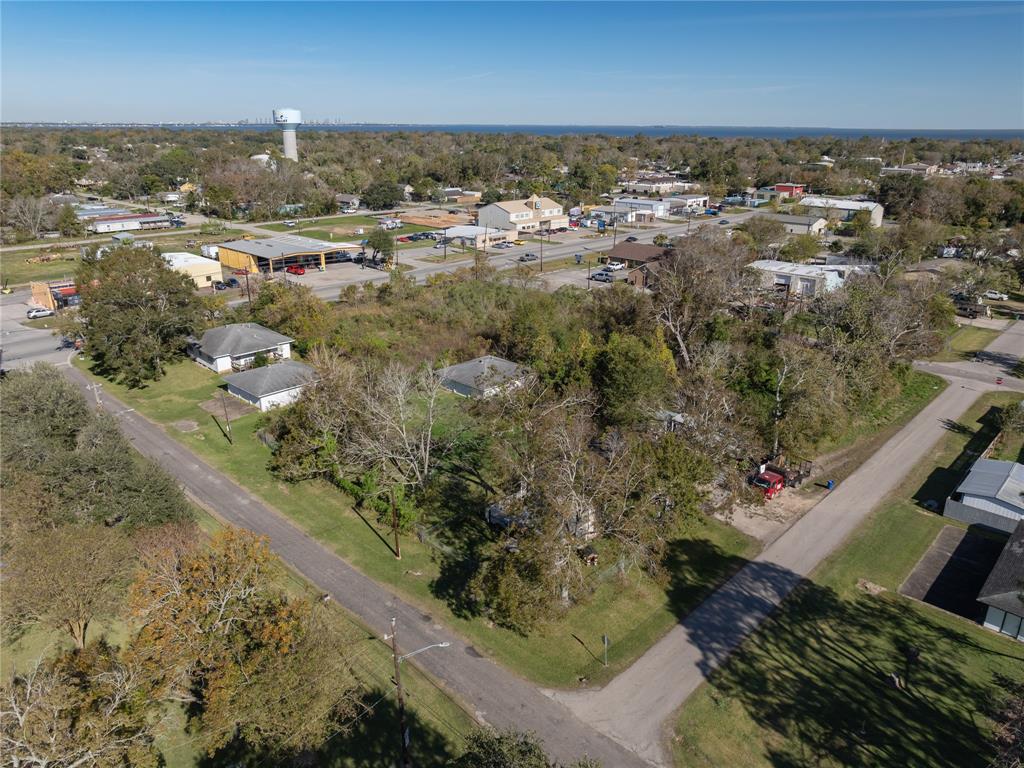 843 Grand Avenue, Bacliff, Texas image 11