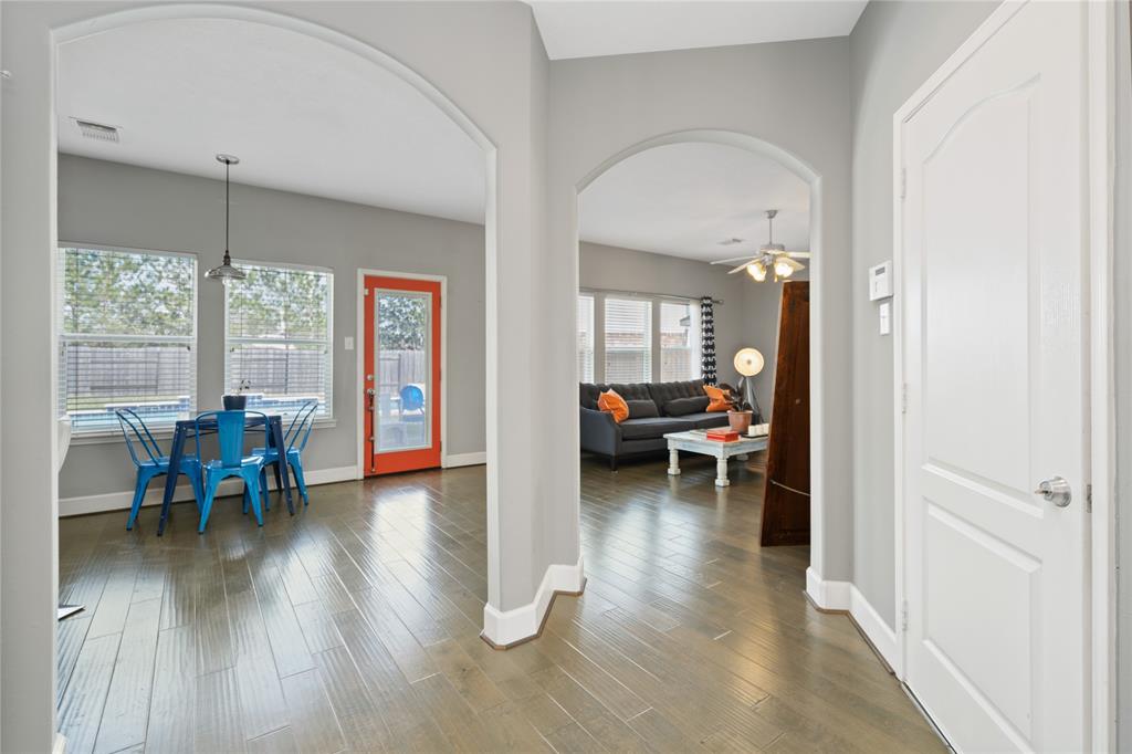 2505 Cypress Springs Court, Pearland, Texas image 23