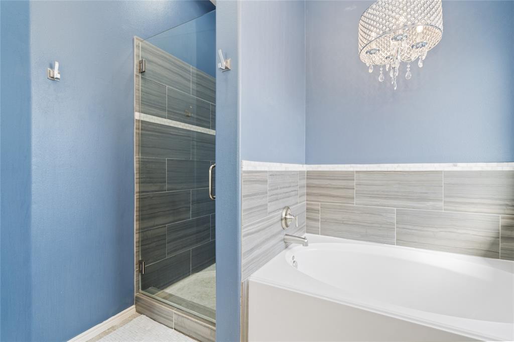 2505 Cypress Springs Court, Pearland, Texas image 32