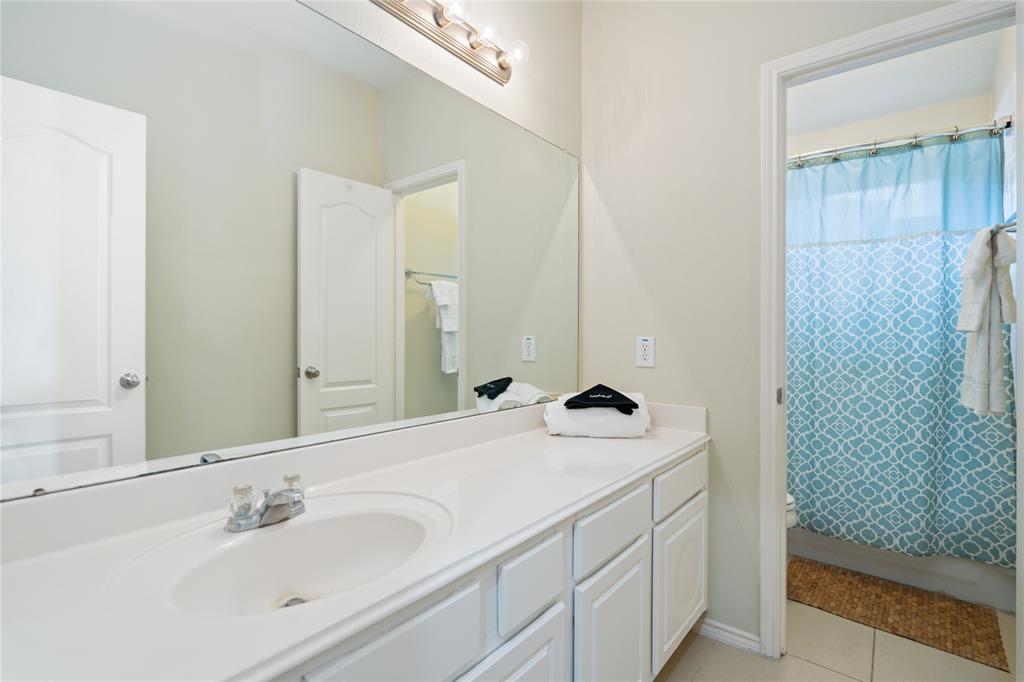2505 Cypress Springs Court, Pearland, Texas image 36